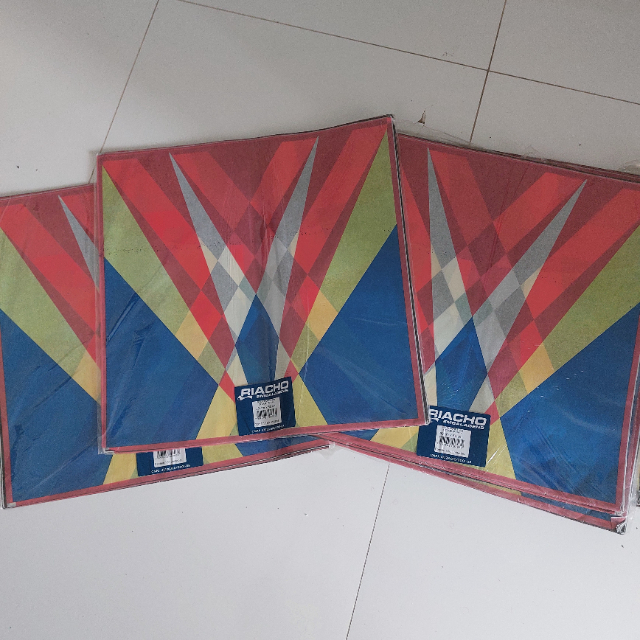 PAPEL 50X50 VARIADOS LOTE COM 11 PACOTES