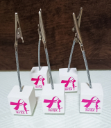 5 Porta recado Jacar em resina tema Outubro Rosa Cod. 1425B