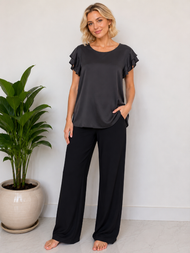 BLUSA CETIM TVZ - TAM=44 - BUSTO=102 - CINTURA=114 - COMPR=66  (ref. 14433)