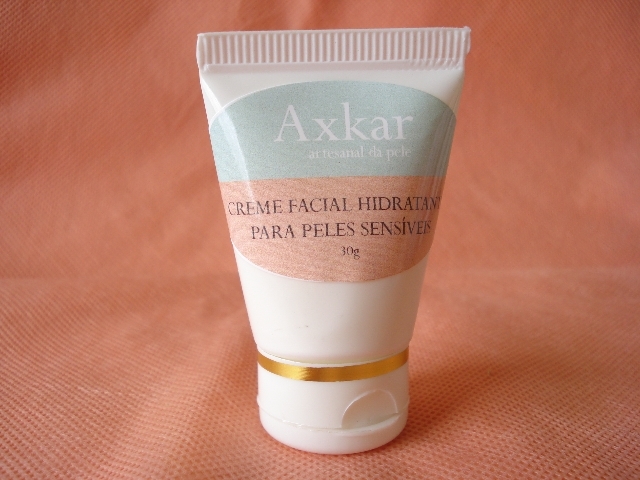 Creme Facial Hidratante para peles Sensveis e Delicadas