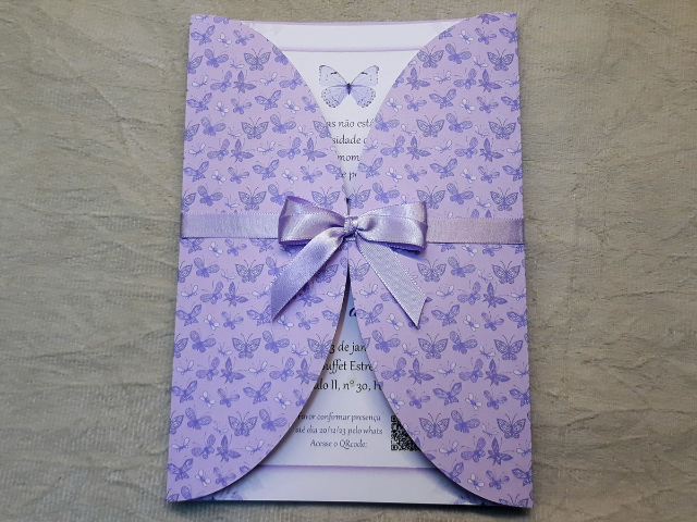 Borboletas lilas lavanda